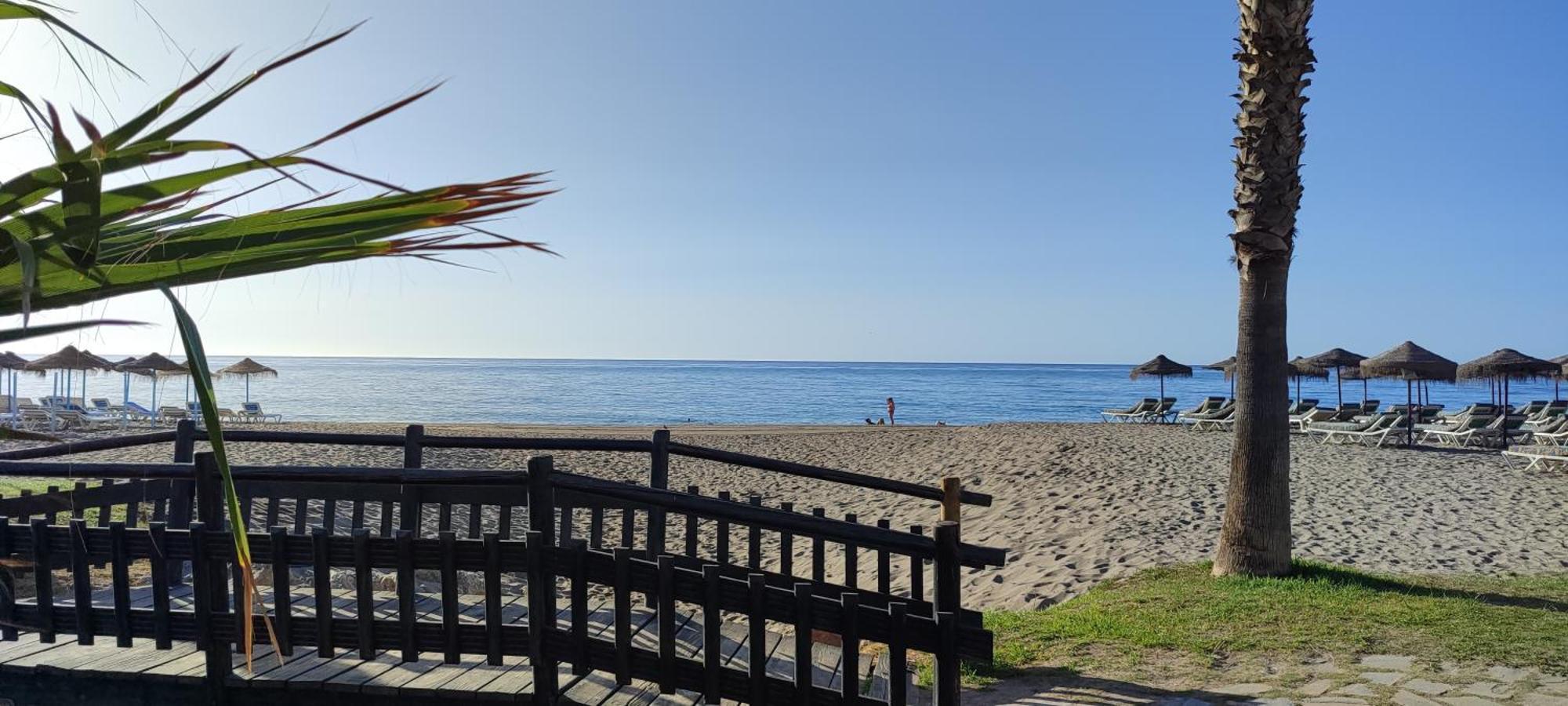 Torremolinos Bajondillo Beach Exterior photo